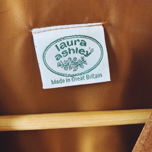 1990s Suede Vest by Laura Ashley - Picture 4 of 7